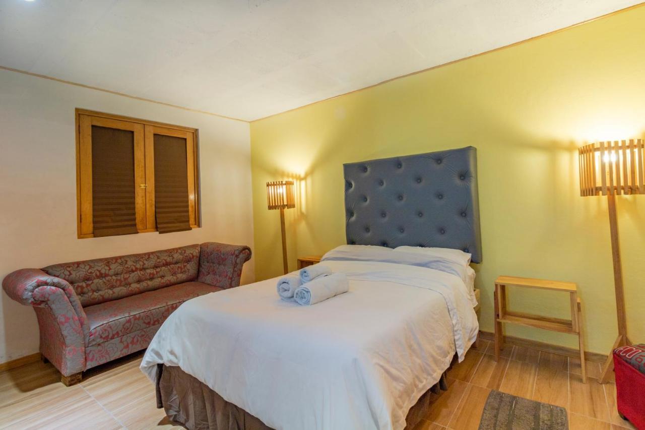Pascual Inn Suites Cholula Bagian luar foto